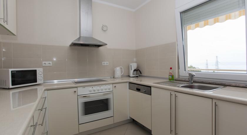 Apartments Damjanovic Makarska Habitación foto