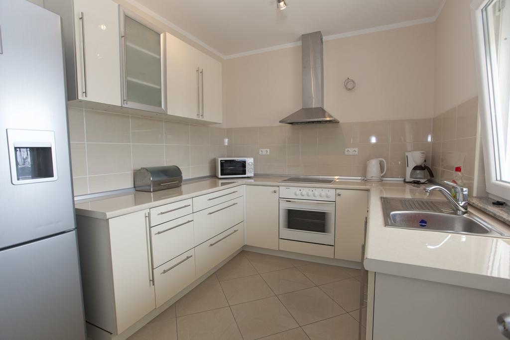 Apartments Damjanovic Makarska Exterior foto